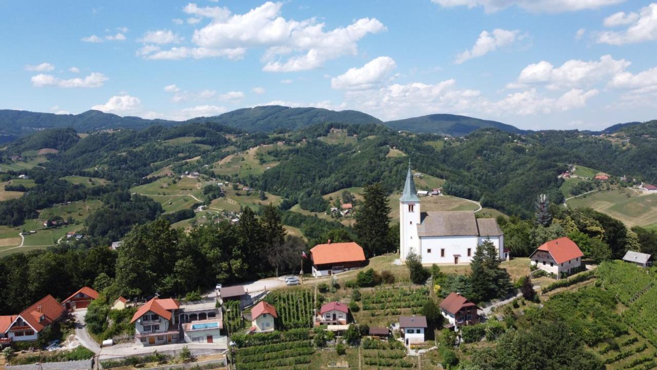Vineyard Paradise Senica Dramlje Luaran gambar